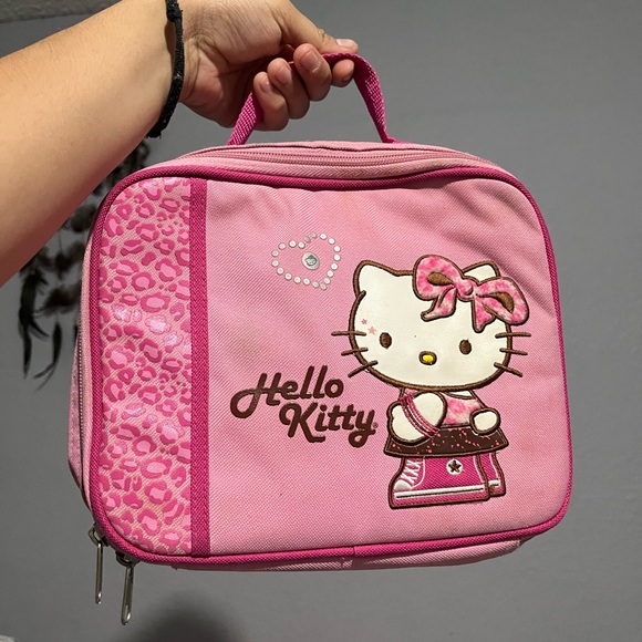 2004 Y2K Hello Kitty Pink and White Kids Accessory Bag - Picture 1 of 8